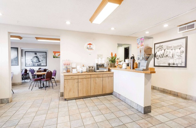Super 8 by Wyndham Grand Junction Colorado
