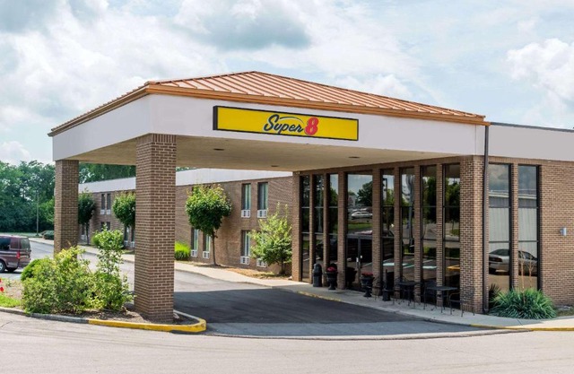 Super 8 by Wyndham Miamisburg Dayton S Area OH