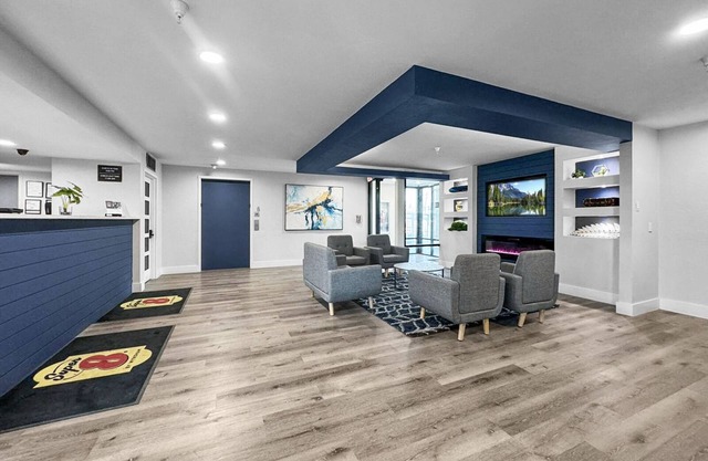 Super 8 by Wyndham Orlando Near Florida Mall