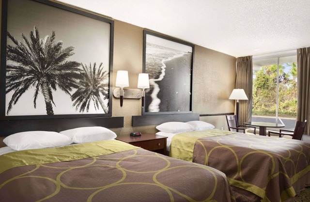 Super 8 by Wyndham Ormond Beach