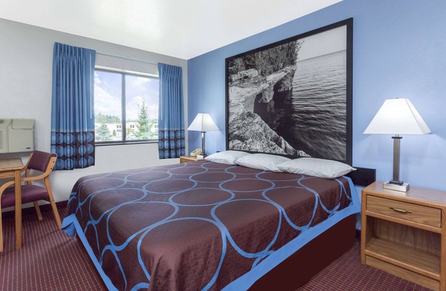 Super 8 by Wyndham Wisconsin Dells