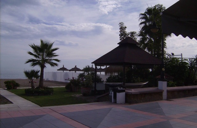 SUPER APPARTEMENT À TORREMOLINOS (PLAYA DE LA CARIHUELA)