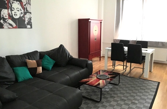 Super central - comfortable - generous! For 6 people