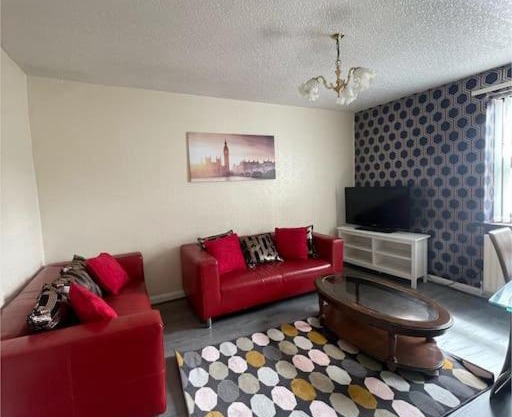 Super deluxe extra large 3 bedroom apartment