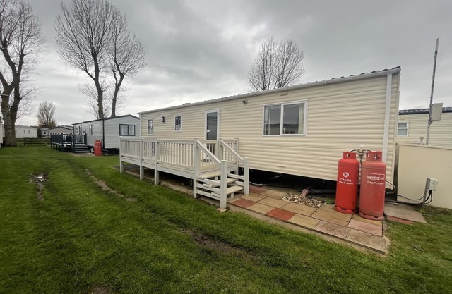 Super Pet Friendly 2 Bedroom Caravan Heacham Beach