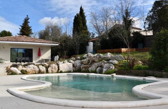 Charmant Villa moderne, avec piscine, 20 minutes de Montpellier