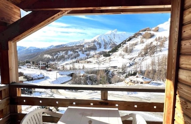 Superbe appart pour 7 pers PMR avec piscine sauna près des piste et commerces!