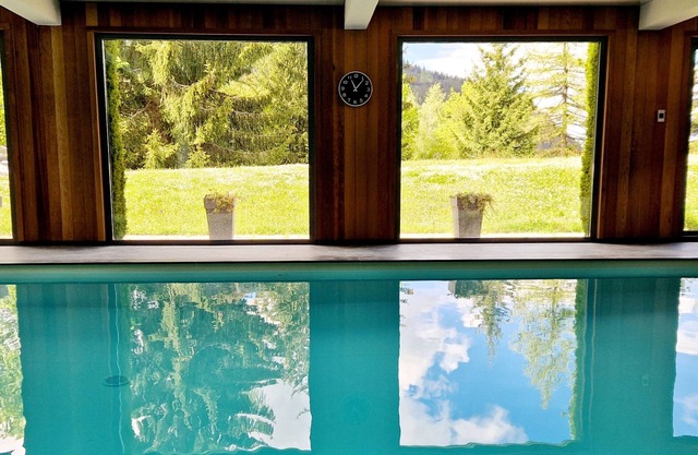 Superbe appartement avec piscine et sauna, Golf et skis aux pieds, Mont d’Arbois