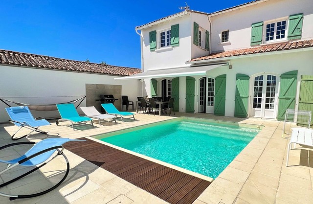 Superbe villa d'architecte avec piscine chauffée