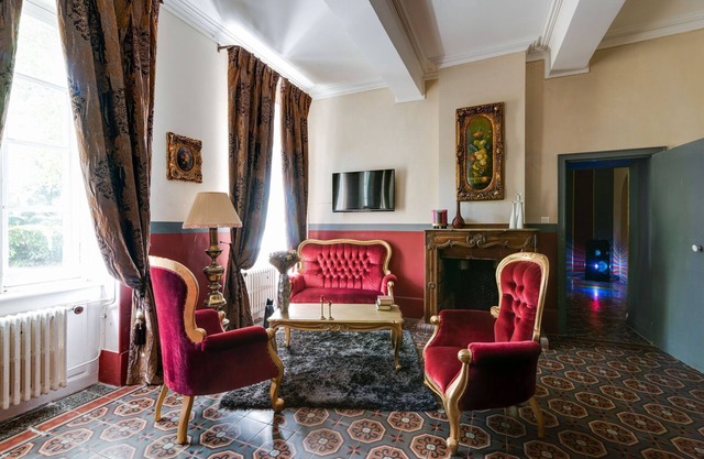 Superbe château près du Canal du Midi