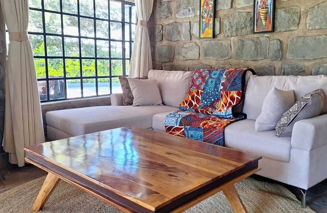 Superb cottage with WiFi in Kiserian