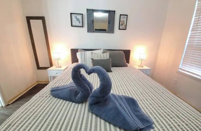 Superb location. Close to all main activities.