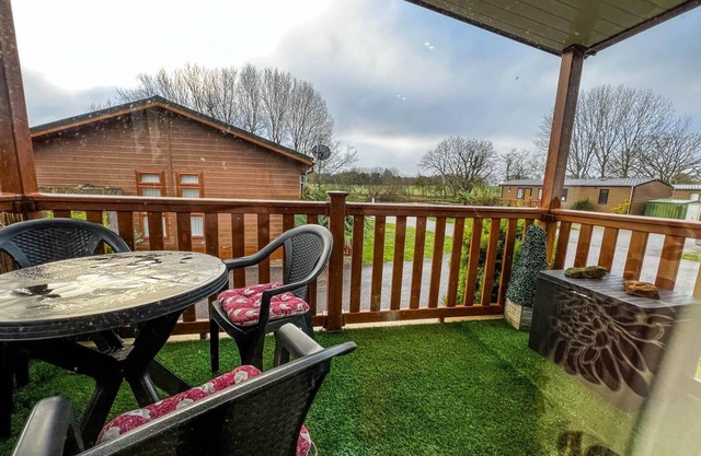 Pavillon de luxe au parc Haveringland près de grands lacs de p�������che, Norwich ref 16018