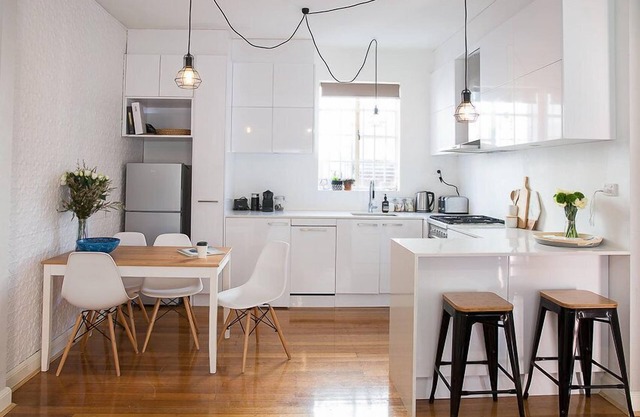 Superbe emplacement St Kilda, Art Nouveau, Art Nouveau, 2BR rénové, Idéal pour les familles, Rue calme