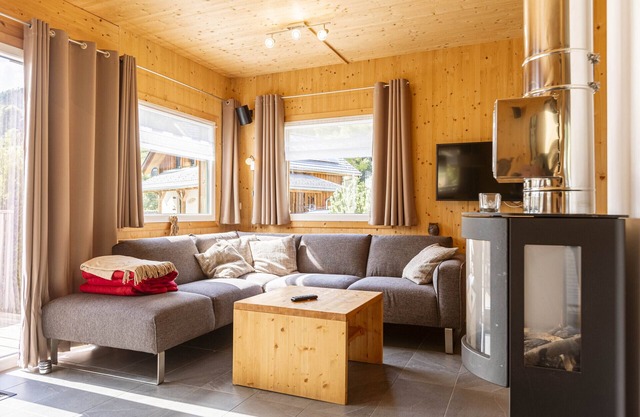 Superior Ferienhaus # 19 mit IR-Sauna & Whirlpool