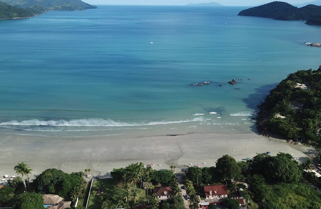 gites à plus de 230 m de la plage sans traverser la route