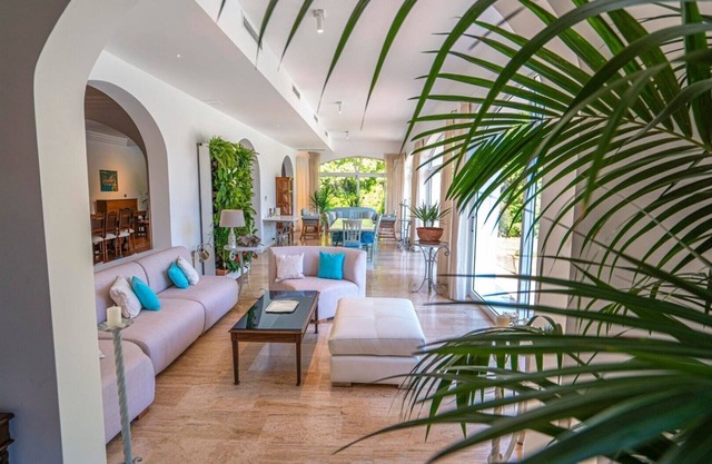 Villa ZARIK | MYRA stunning domain, romantic, family friendly