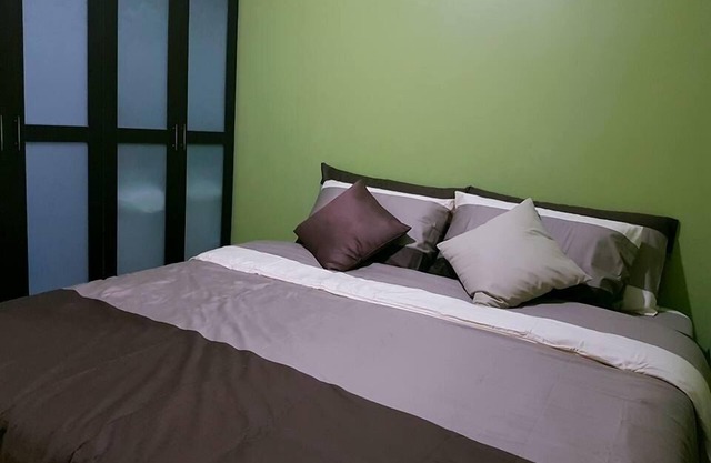 Condo Makati Supérieur Entièrement Meublé