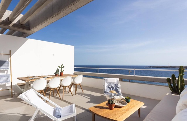 Appartement Supérieur en Bord de Mer, Porís 6