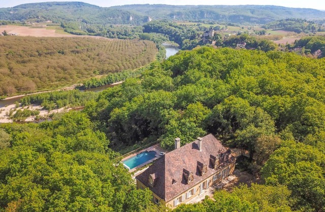 Sur La Colline - Six Chambres Villa, Couchages 10