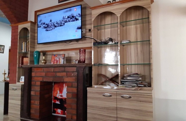 SURABI Home Stay .............. vous vous sentez très dépourvu de bruit et de poussière v