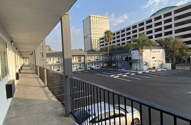 SureStay by Best Western Fresno Central