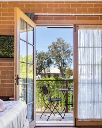 SureStay Hotel by Best Western, New Inn Richmond
