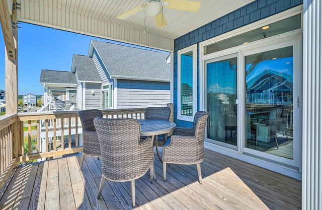 Surf City House ~ 400 Ft Walk to Beach w/ Decks!