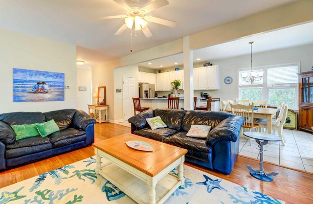 Surf City Vacation Rental Walk to Beach!