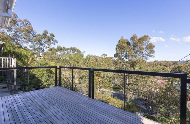 26 Beauty Crescent, Surfside