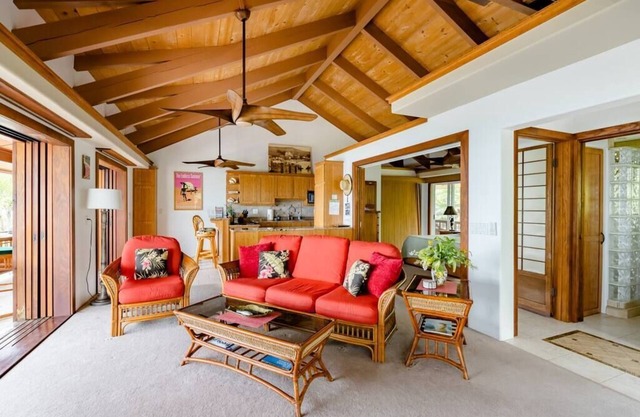 Surfside Suite at Seaspray Ocean View