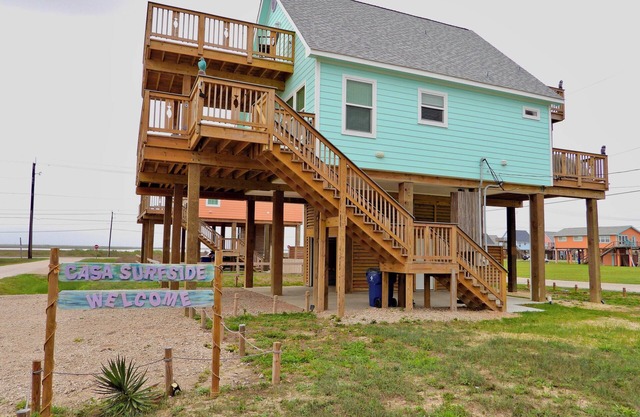 Surfside Villa 4 Balconies to Enjoy Ocean and Bay Views lots of Free Extras Look