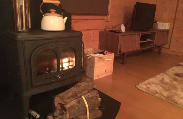 Surrounded by the warmth of the fireplace BBQ whi / Kamo-gun Shizuoka
