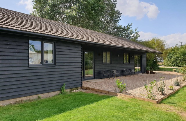 Nid d'hirondelles, Cottage, lacs de pêche Nr Cleethorpes, adultes seulement Pet Friendly