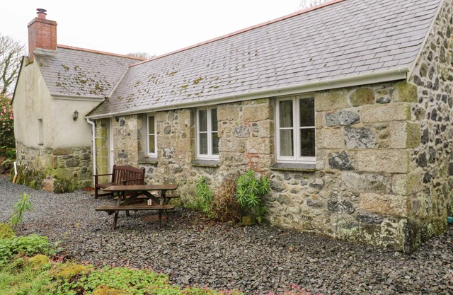 Hirondelles, ST KEVERNE