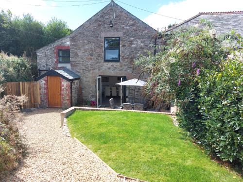 Swallows Rest Cottage - 3 Bedrooms - Nr Looe