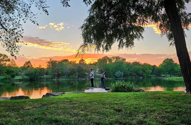 Swan Shores - Lakefront home in Wichita