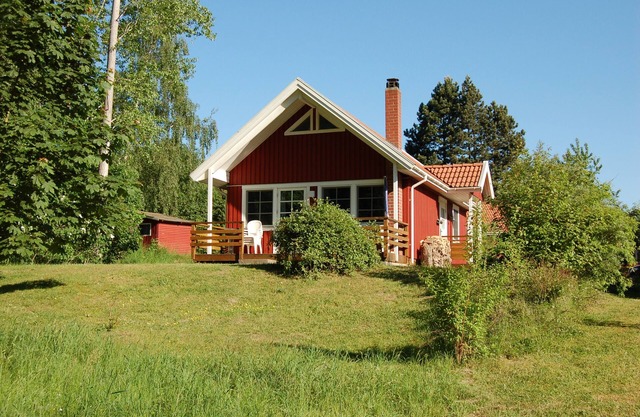 Maison en Suède dans un endroit calme directement sur le lac avec sa propre plage et sa jetée