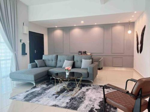 Sweet HOME FOR BIG Family｜11pax+FREE WIFI
