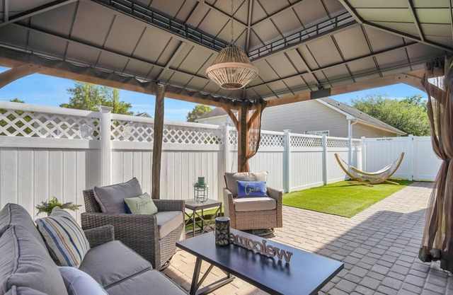 Sweet Nest Bluffton Cottage