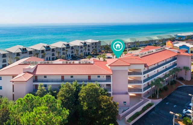 Sweet Retreat @ Emerald Waters | Steps to Beach & Pool | FREE Fun Pass | Great Location
