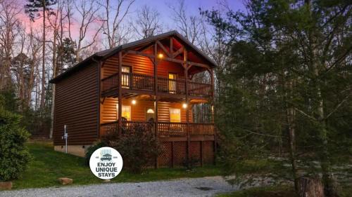 Sweet Seclusion at Cabins in the Clouds