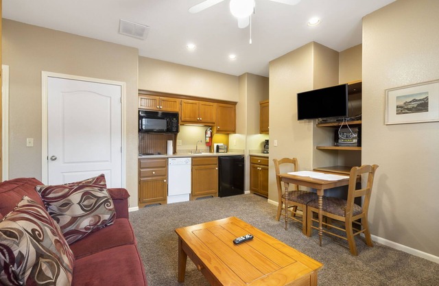 Sweet Suite with Kitchenette at Gorgeous StoneBridge Village