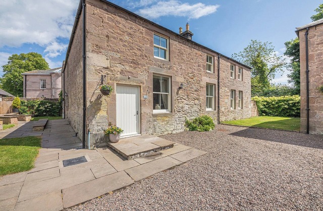 Swinney Cottage - UK49893