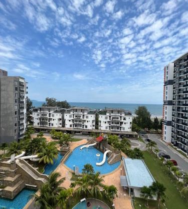 Swiss Garden Residence Pool Sea view Beach Resort LUXURY apartment & FaMiLy SUITE
