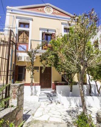Symi Center Hotel