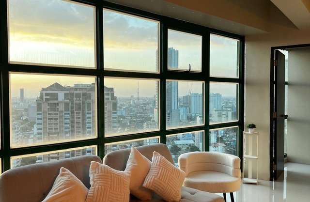 Symphony Tower 44sqm Quezon City - Full glass View