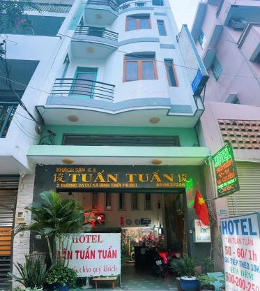 Tân Tuấn Tuấn Hotel