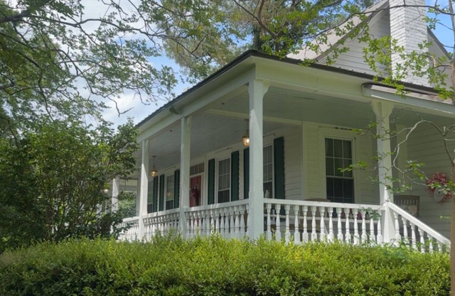 Vintage Victorian Farmhouse