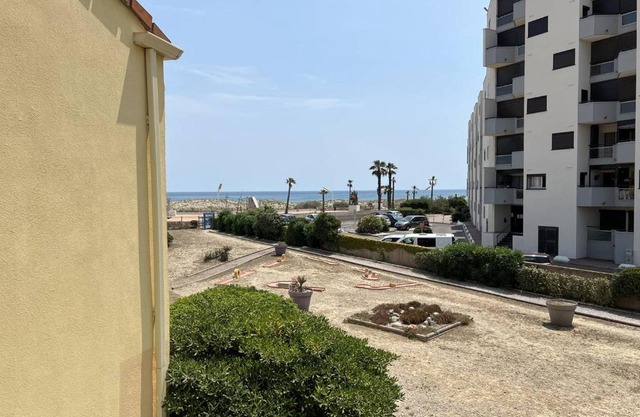 T2 Mezzanine 6 pers, Terrasse, Barbecue, Près de la plage - FR-1-81-196